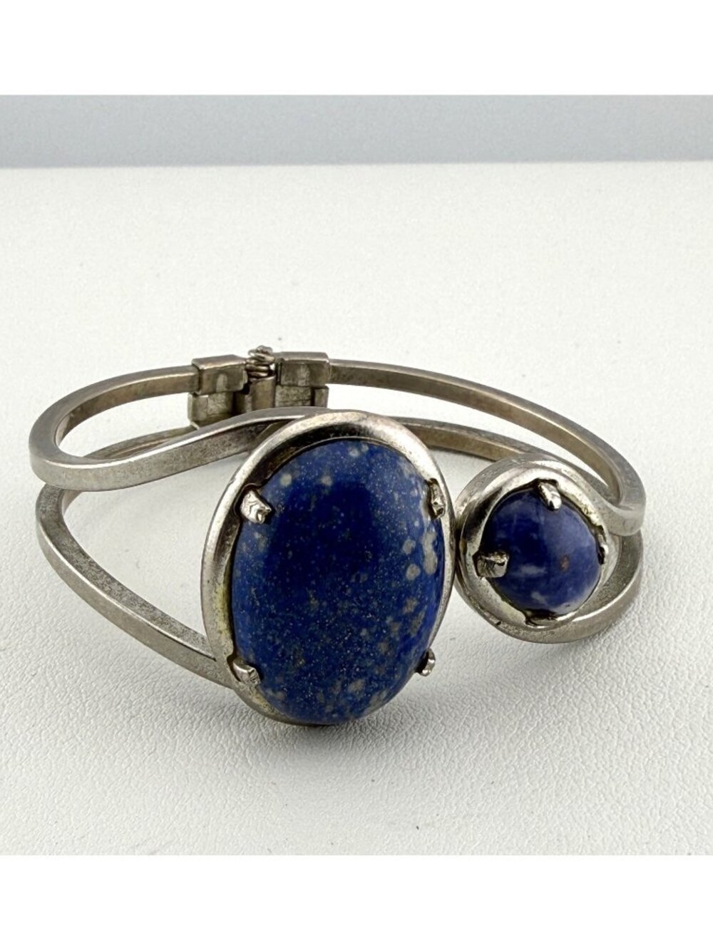 Vintage Cuff Bracelet Oval Blue Stone Cabochons Hinged Boho Classic